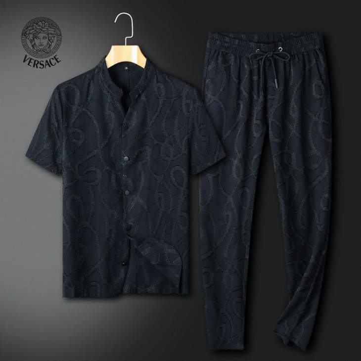 Picture of Versace Shirt Pant Suits _SKUVersaceM-3XL25cn18924852